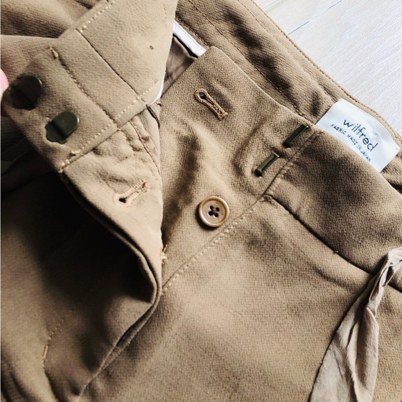 Aritzia Wilfred Beige Allant Crepe Pants Made of Japanese Fabric - Picture 6 of 12